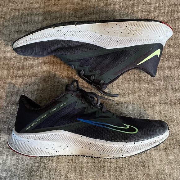 Nike Men's Black Speckled Quest 3 Running Shoe DH0203-001 Sneakers Size 11.5 EUC - Picture 4 of 11